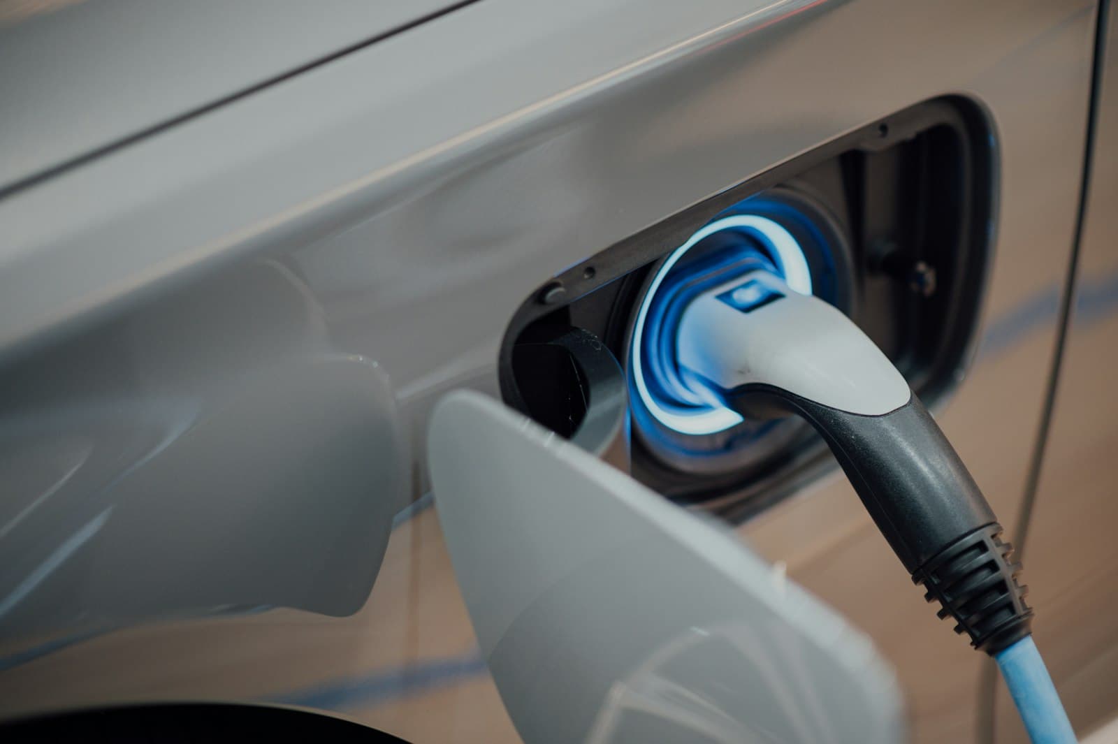 Ricarica auto elettrica con wallbox